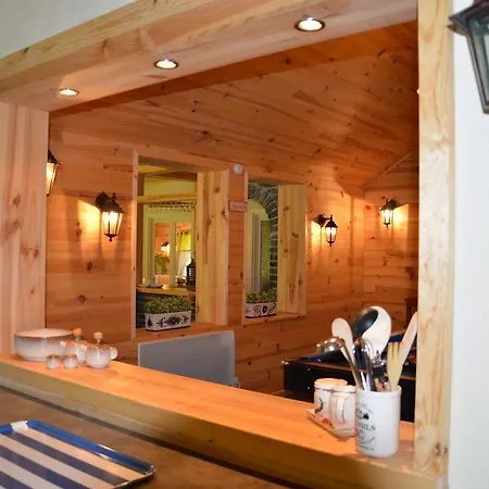 Stunning Holiday In Niveze With Sauna ジャレ